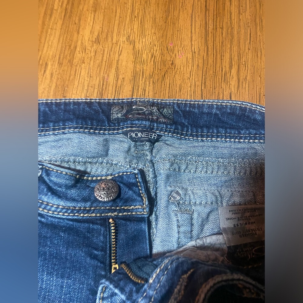Jeans - Picture 2 of 2